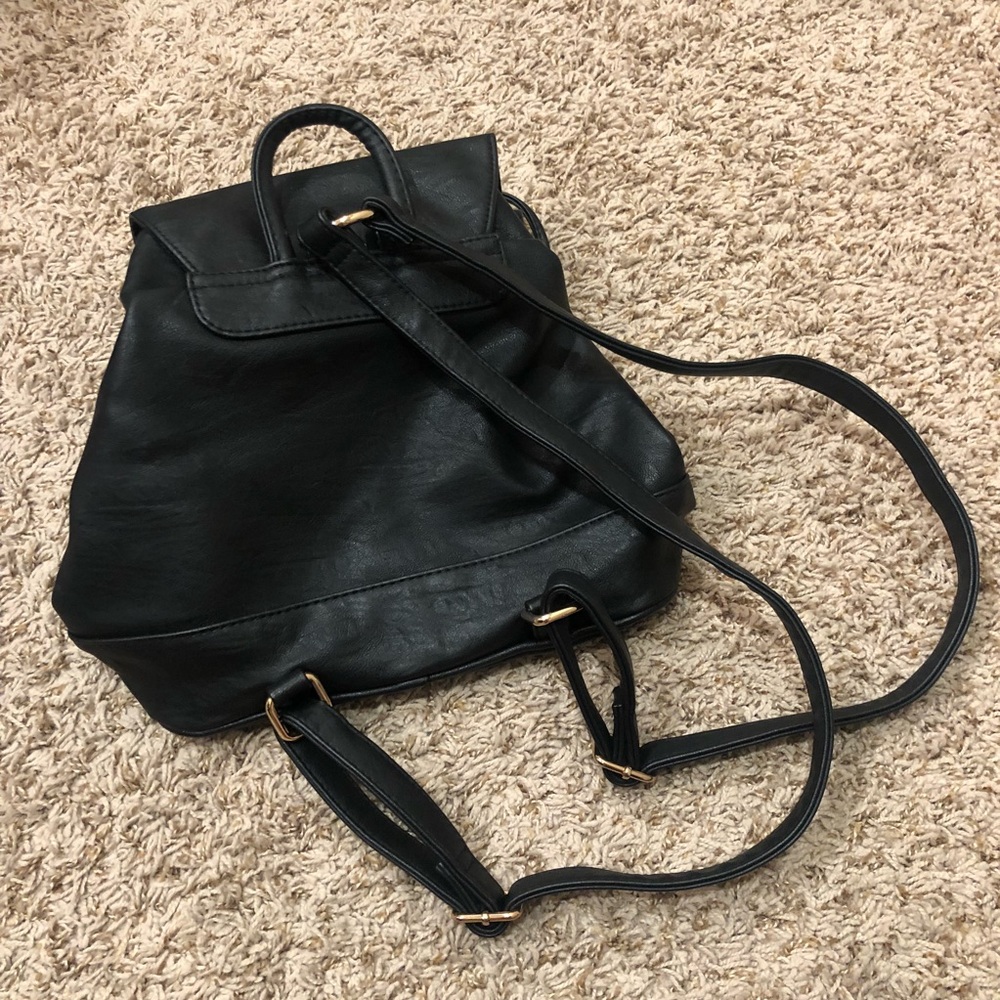 Black with Gold Fashion Backpack - Picture 4 of 7